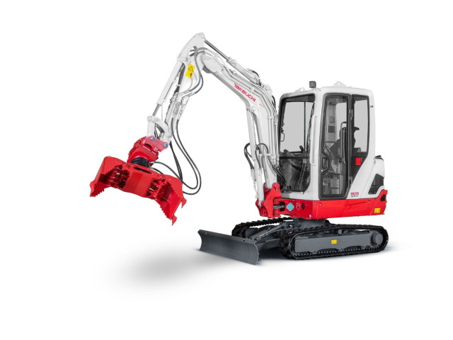 TAKEUCHI TB 225